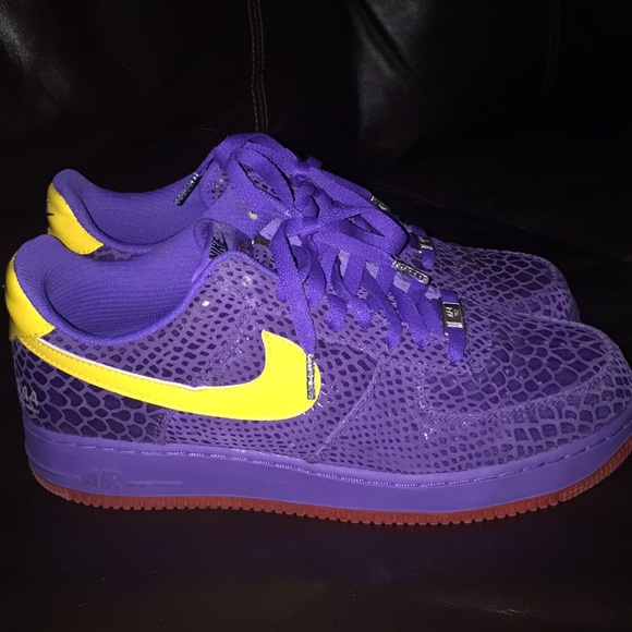 Air Force low - Picture 3 of 6